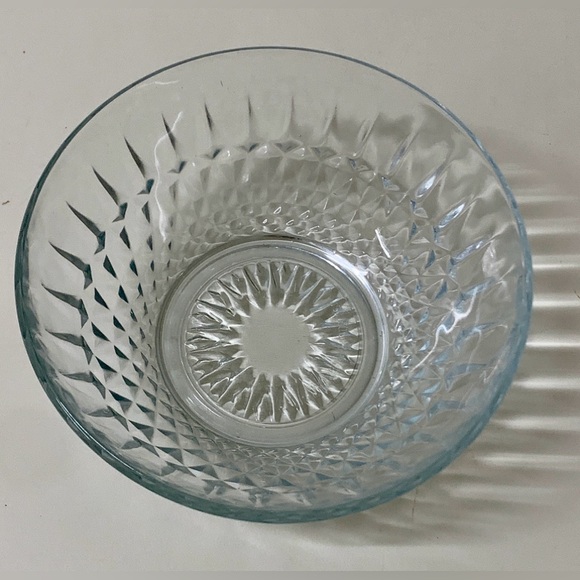 Mid Century Vtg Round Patterned Cut Glass Candy Dish - Picture 2 of 13